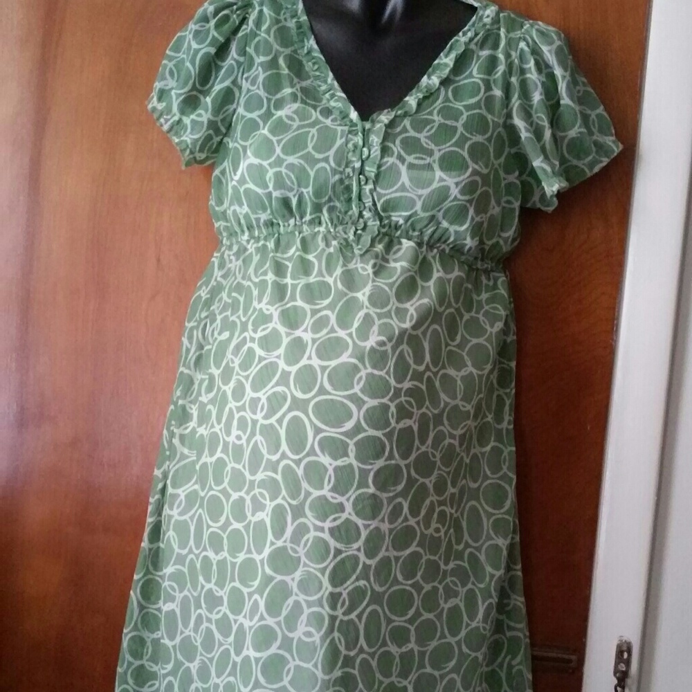 Motherhood Green & White Dress size M